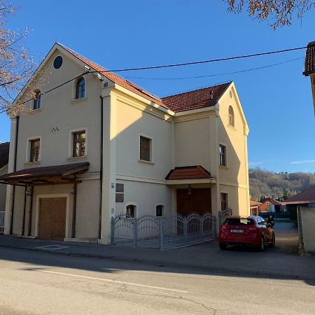 Hotel Vinarija Zlatar Esterno foto