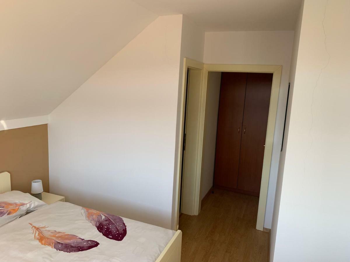Hotel Vinarija Zlatar Esterno foto