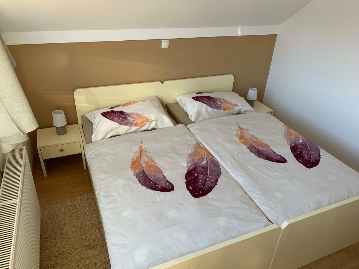Hotel Vinarija Zlatar Esterno foto